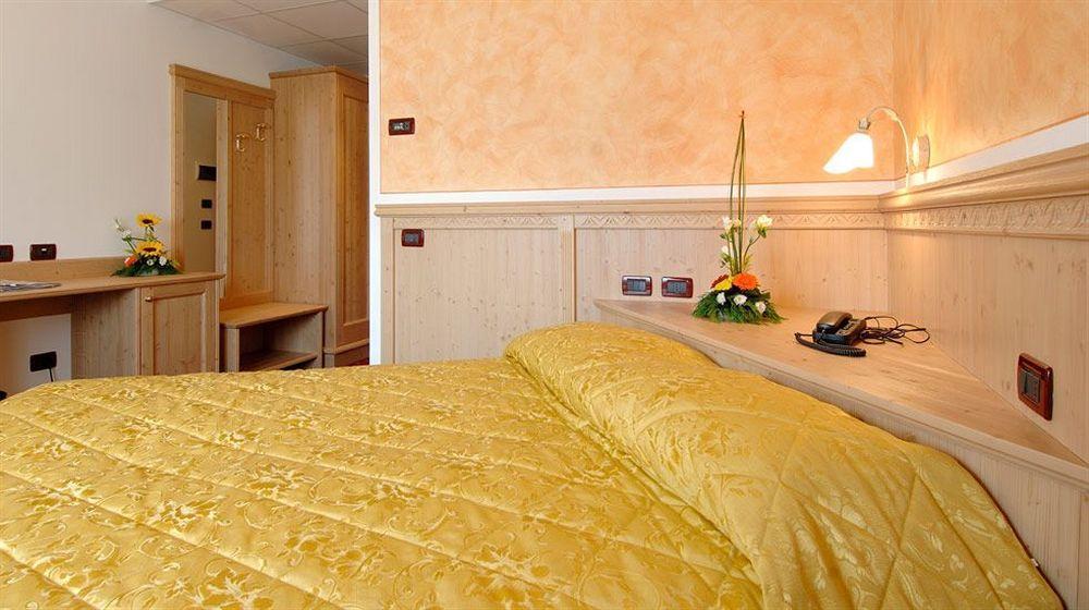 Hotel Garni La Vigna - Adult Friendly San Michele allʼAdige Exterior foto