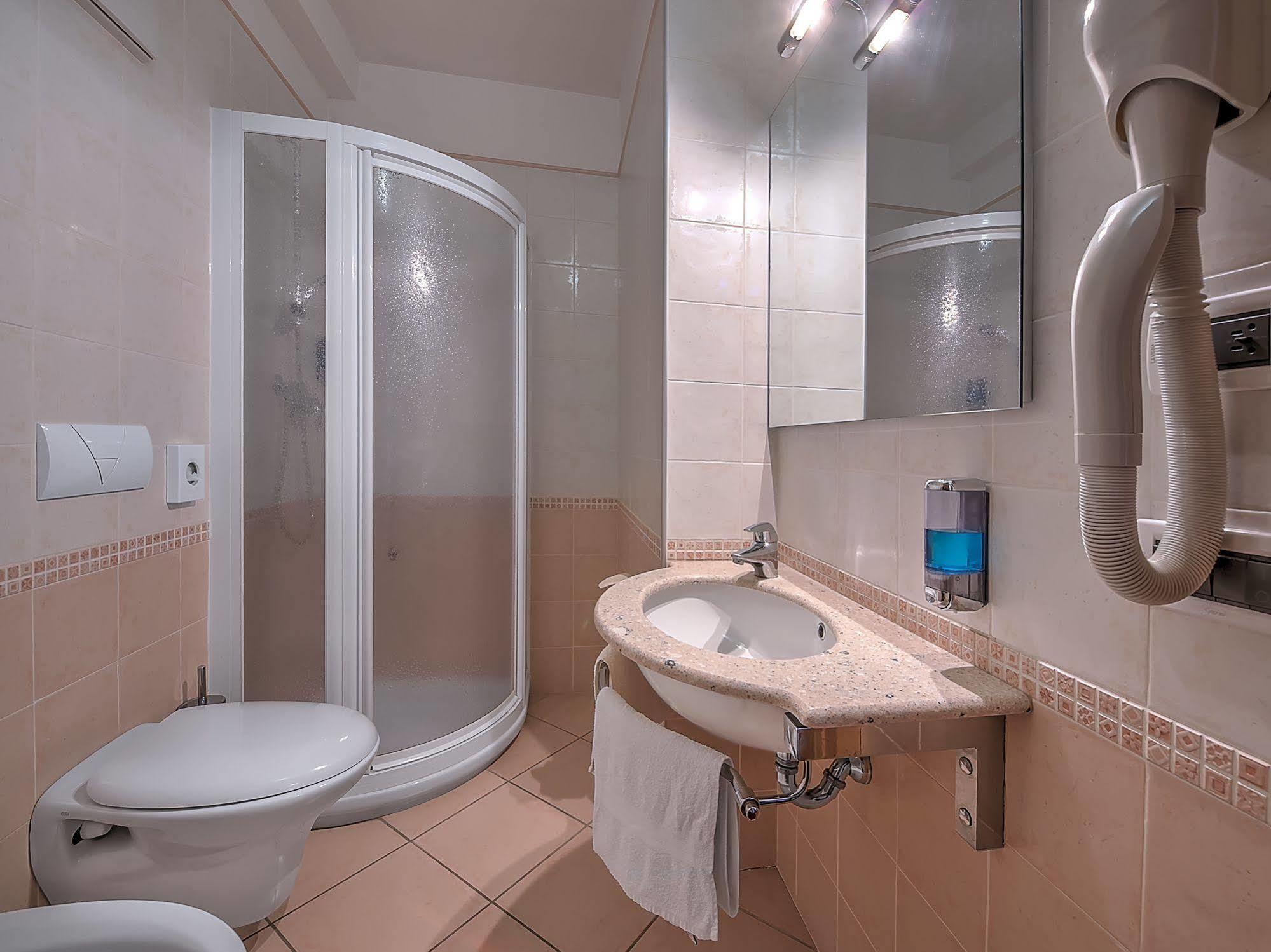 Hotel Garni La Vigna - Adult Friendly San Michele allʼAdige Exterior foto